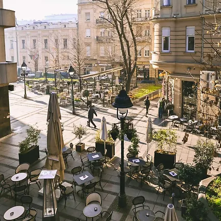 Black Gallo Residences Apart Otel Belgrad