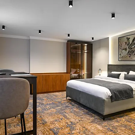 Black Gallo Residences Aparthotel