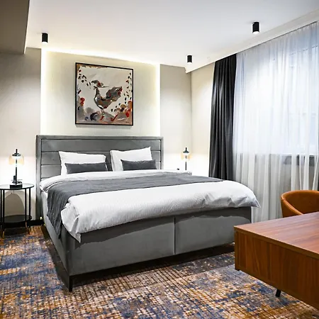 Black Gallo Residences 4*